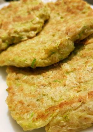 Una foto de Hotcakes de zucchini