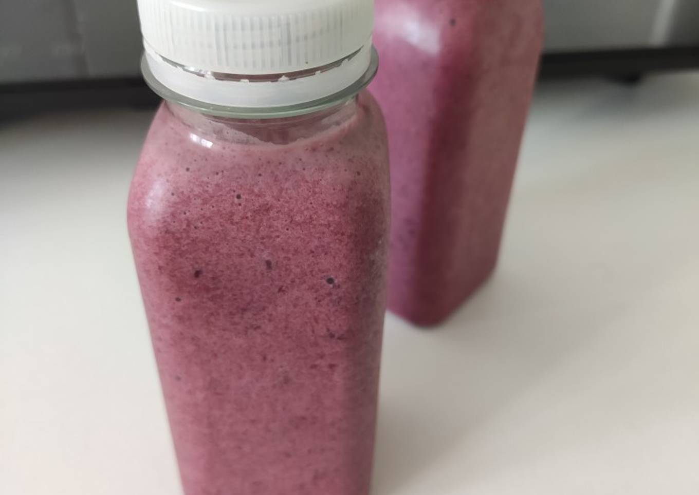 Smoothie pomme poire prune et mûres