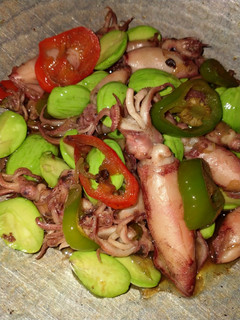 Foto resep Tumis Asin Cumi Petai