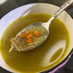 شوربة الشعيرية ببذور الشيا-レシピのメイン写真