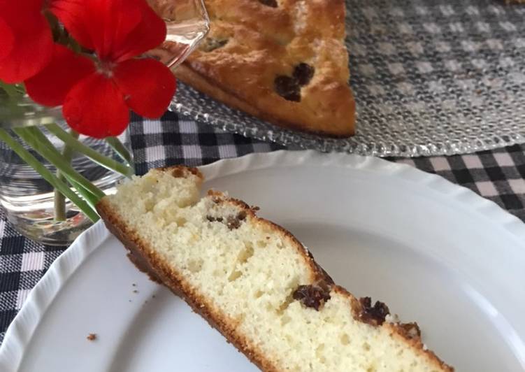 Coca de pasas. (y nueces)