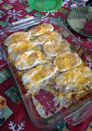 A picture of Sausage gravy casserole.