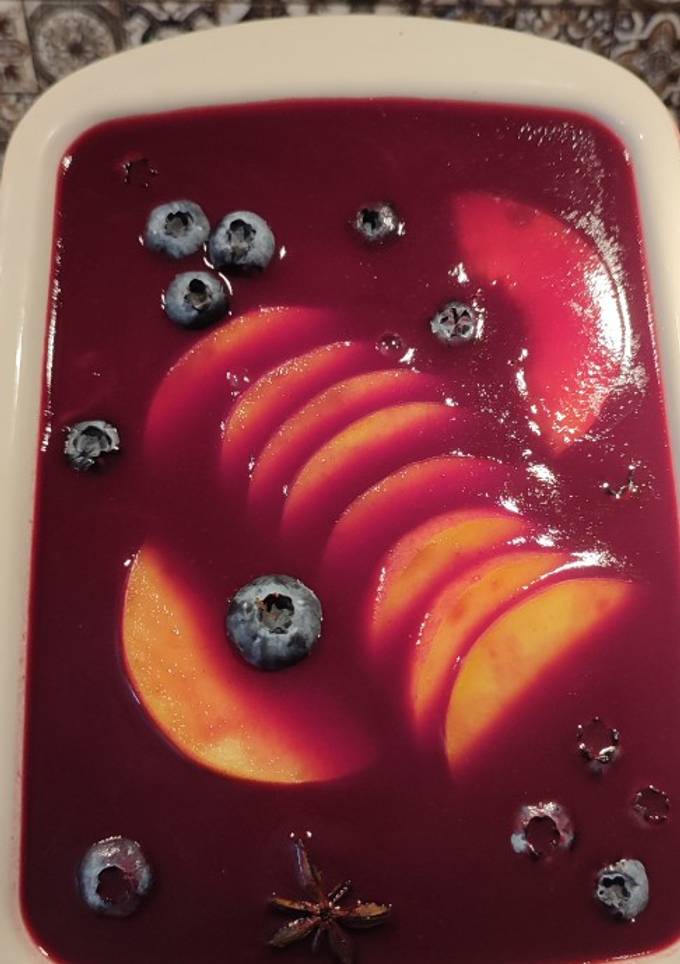 Желе з полуничним йогуртом, ожиною та червоним вином 😋