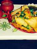 चिज्जी पैकेट समोसा (Cheesy packet samosa recipe in hindi)