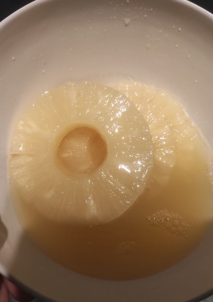Una foto de Piña en almíbar