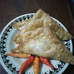 Pangsit Goreng isi SOSIS রেসিপির প্রধান ছবি