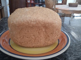 Pan integral con semillas hecho en panificadora