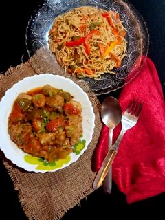 চিলি চিকেন (Chilli chicken recipe in Bengali) রেসিপির প্রধান ছবি