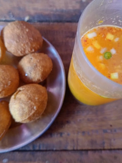 A picture of Ata Golgappa Puri.