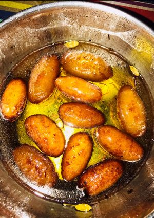 A picture of Gits Instant gulab jamun.