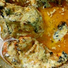 A picture of Chicken tikka gravy.