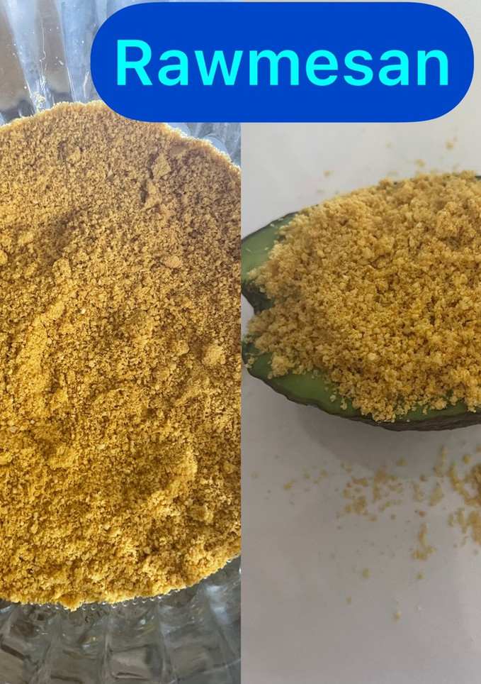 Una foto de Rawmesan: Queso Parmesano, natural y nutritivo!