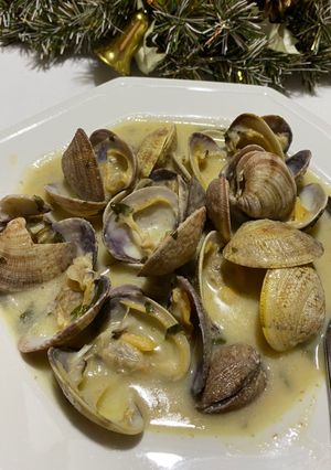 Una foto de Almejas a la marinera Thermomix