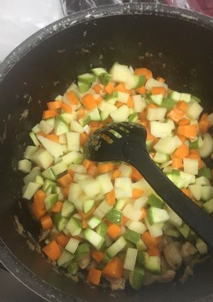 صورة لوصفة شوربة خضار بالدجاج