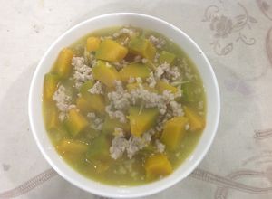 Hình của món Canh bí đỏ thịt bằm.