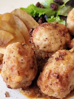Una foto de Albóndigas de Cerdo con Manzana