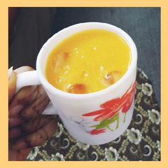 A picture of Mango smoothie 🥤.