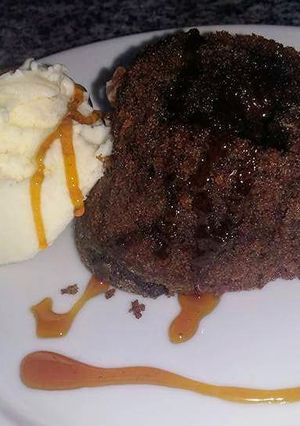 Una foto de Volcán de chocolate especiado.🍫👩🏼‍🍳