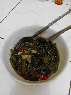 Foto resep Tumis kangkung kuah saos tiram (saori)