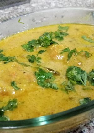 A picture of Pakoda kadhi.