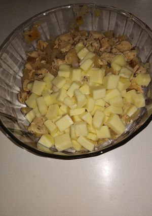 Una foto de Relleno de pollo y queso para Canelones