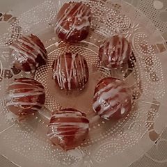 A picture of Chocolate Walnut Crunchy-.