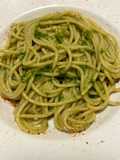 Spaghetti in padella 49 acciughe e pesto di agretti