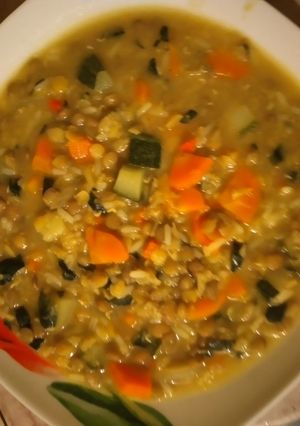 Una foto de Lentejas con verduras