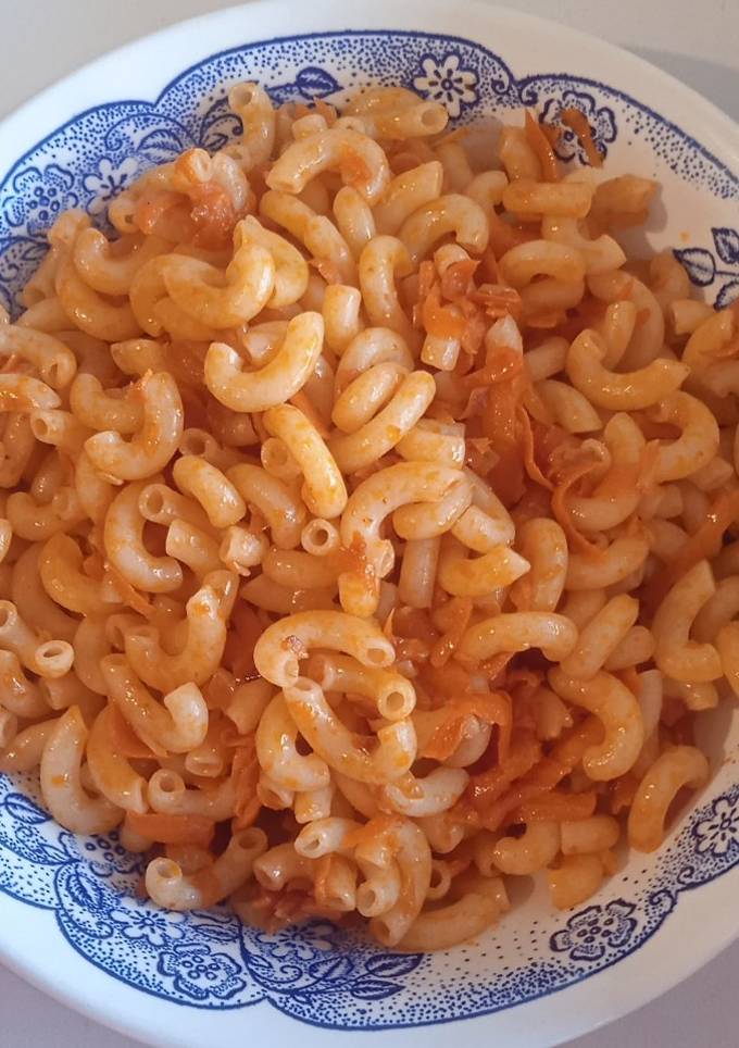 Макарони відварні з овочами