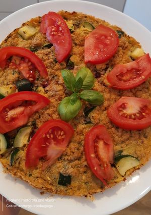 Zdjęcie przepisu ,,Omlet z cukinią i botwinką,,.
