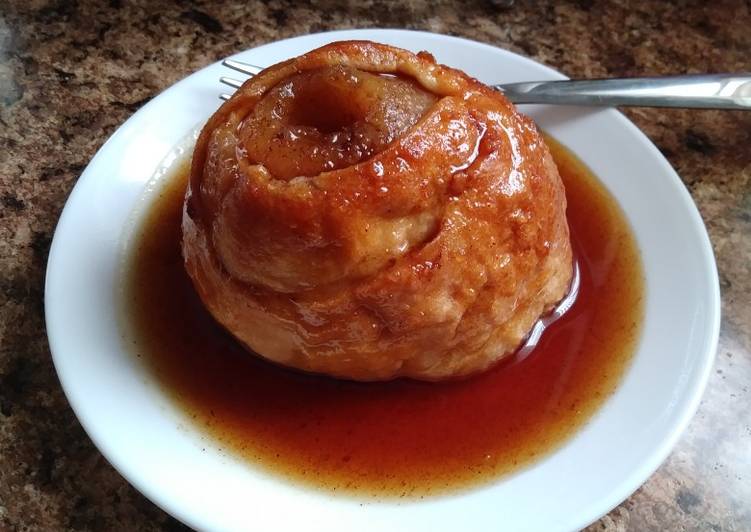 Pastry Puff Poached Pears &amp; Homemade Honey Syrup