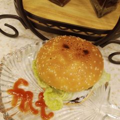 A picture of بیف برگر.