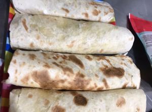 Una foto de Burritos con carne de cerdo