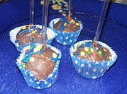 Una foto de cake pops de chocolate