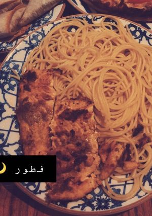 صورة لوصفة سباغيتي مع سمك سلمون