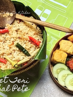 Foto resep Nasi Liwet Teri Sambal Pete (Lalap Ketimun)