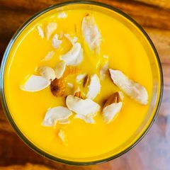 A picture of Mango milkshake.