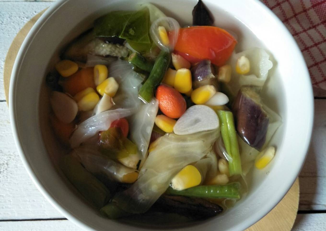 Sayuran asam cerah