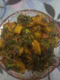 આલૂ પાલક સબ્જી (Aloo Palak Sabji Recipe In Gujarati)