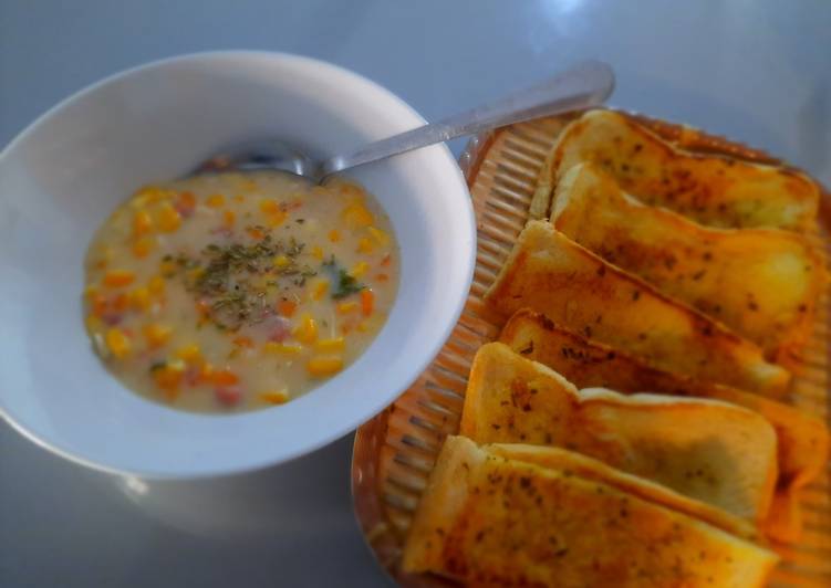 How to Prepare Perfect Corn cream soup with garlic bread