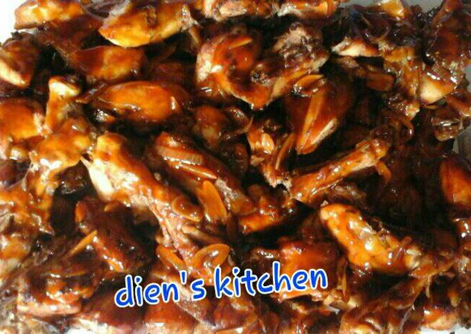 Ayam goreng siram saus tiram