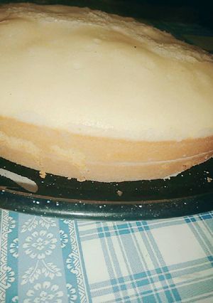 Una foto de Bizcochuelo esponjoso de limón😘😋😝
