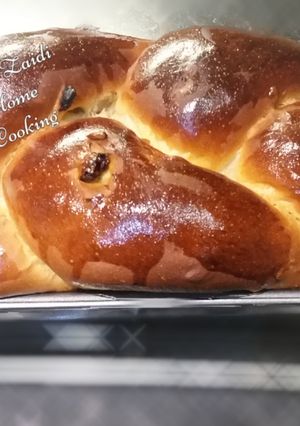 A picture of 🍇🍞Raisins Braided Bread🍇🍞.