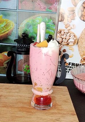 A picture of Ice cream Falooda.