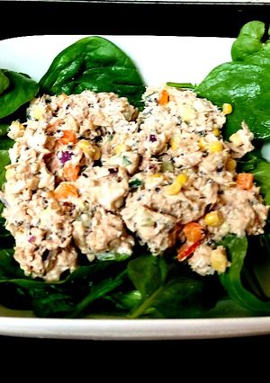 A picture of My Tuna, Cucumber & Wholegrain Rice 😘.