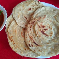 A picture of Hyderabadi bidari paratha.