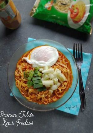 Foto resep Ramen telur kari pedas