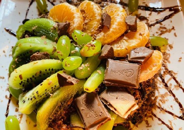 How to Prepare Ultimate Chocolate fruit cake