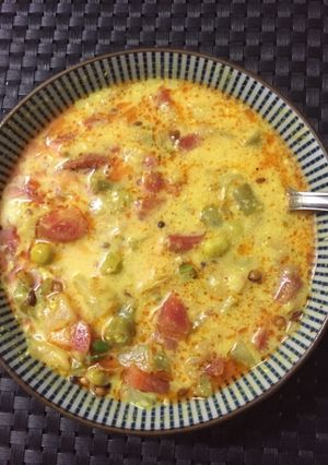 A picture of Mixed veg kadi.