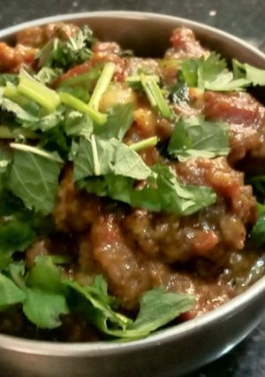 A picture of Mutton pepper masala.